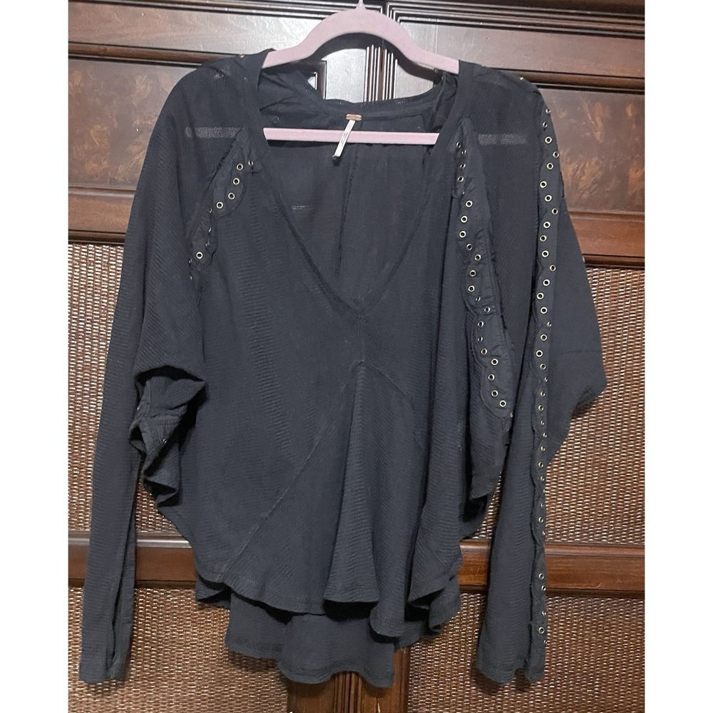 Free People Hey Stud Long Sleeve Lightweight Oversized Cotton Top Size M Goth - Picture 14 of 14